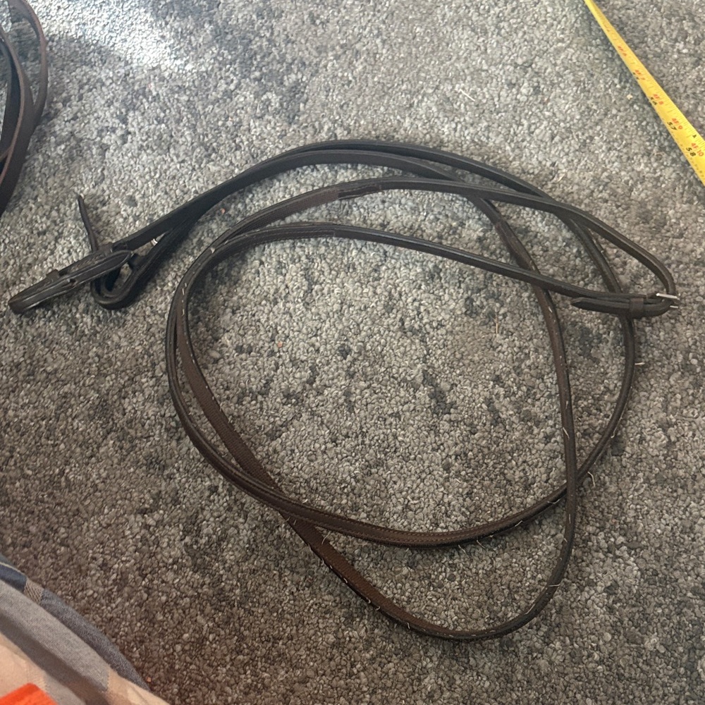 Brown Rubber Lined Grip Leather Reins 3/8” x 110”